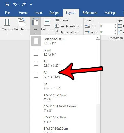 Buka software Microsoft Word untuk membuat dokumen baru. Selanjutnya, kamu perlu mengukur ukuran dari kertas tersebut menjadi A4