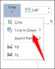 Selanjutnya, klik pada bagian panah drop-down. Jadi, arahkan mouse ke menu Crop to Shape