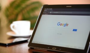 3 Cara Menghapus Pencarian di Google, Mudah dan Langsung Bersih!