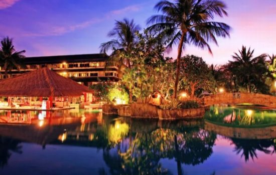 Discovery Kartika Plaza Hotel, Kuta, Badung, Bali yang dijadikan lokasi rapat kerja para pejabat Pemkab Sidoarjo membahas Rancangan P-APBD TA 2022.